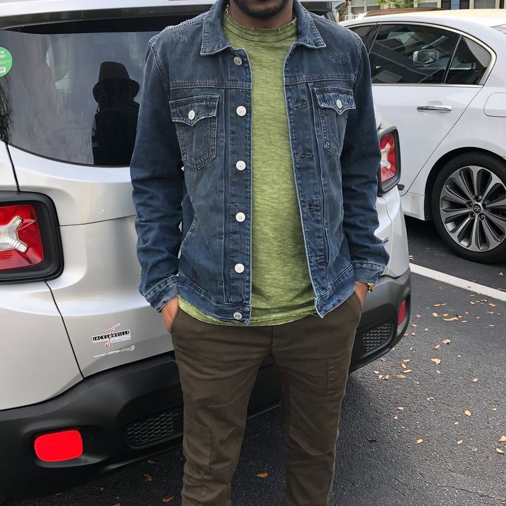 Meet your Posher, Olayemi